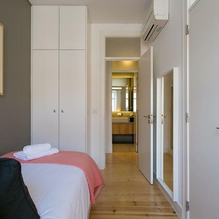 Altido Elegant City Deluxe Apartment & Altido Luxurious 3-Bedroom Apt With Terrace In Intendente Lisboa Eksteriør billede
