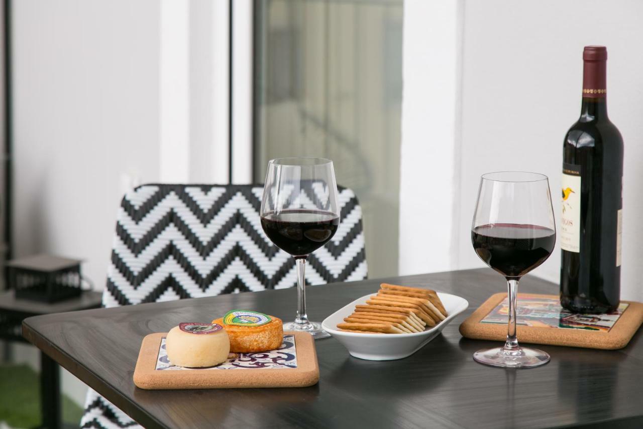 Altido Elegant City Deluxe Apartment & Altido Luxurious 3-Bedroom Apt With Terrace In Intendente Lisboa Eksteriør billede