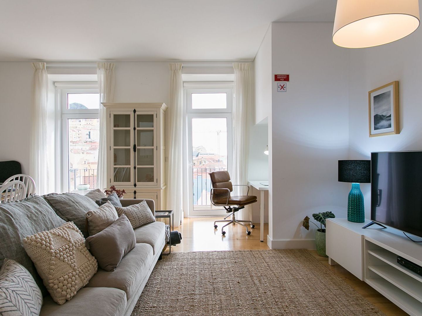 Altido Elegant City Deluxe Apartment & Altido Luxurious 3-Bedroom Apt With Terrace In Intendente Lisboa Eksteriør billede